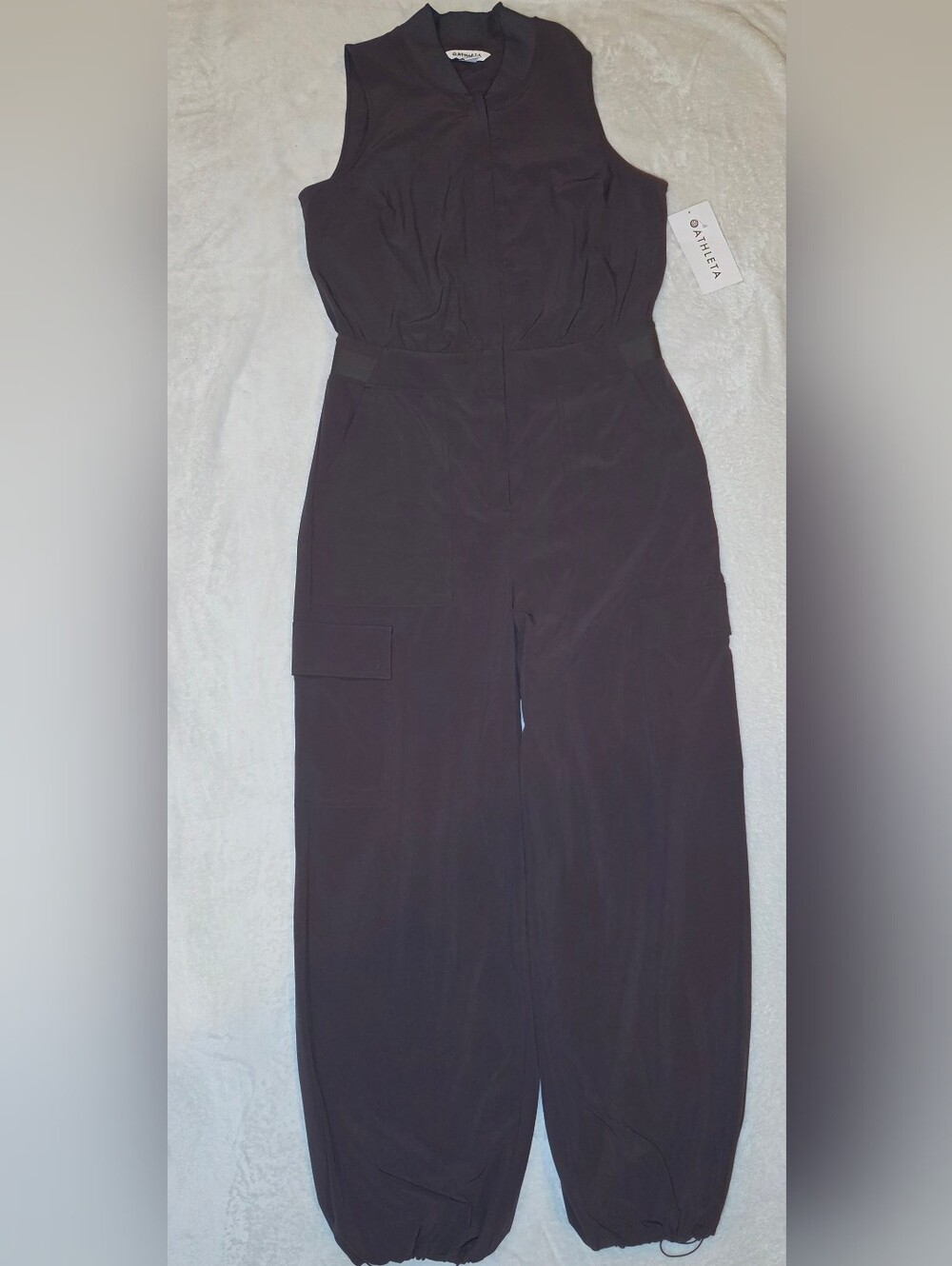 NWT Athleta Brooklyn Utility Jumpsuit Shale Size 10 Cargo Travel 824834